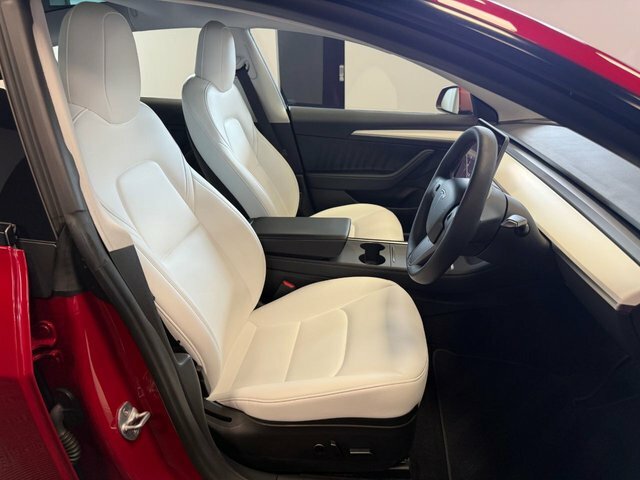 Tesla Model 3 Dual Motor Long Range Saloon 4 Red #4