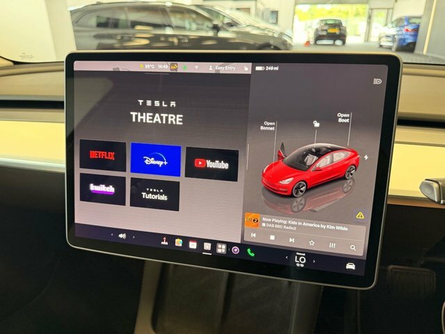 Tesla Model 3 Long Range Saloon Rwd 282 Ps White #23
