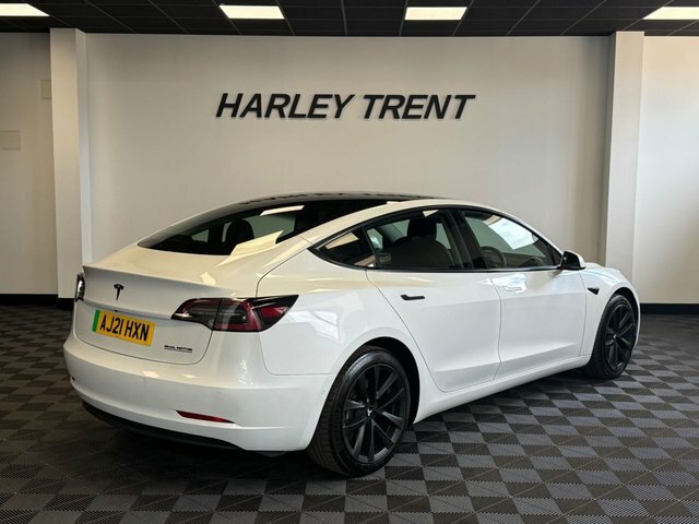 Tesla Model 3 Dual Motor Long Range Saloon 4 White #4
