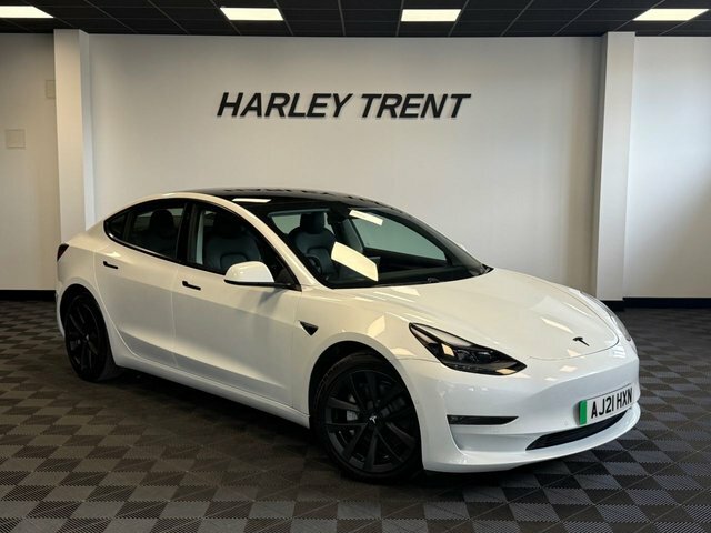 Tesla Model 3 Dual Motor Long Range Saloon 4 White