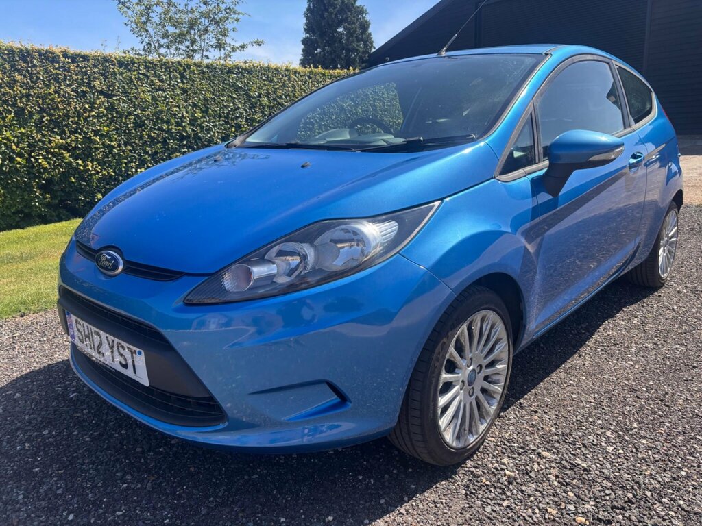 Ford Fiesta 1.25 Edge Hatchback 127 Gkm, 5 Blue #3