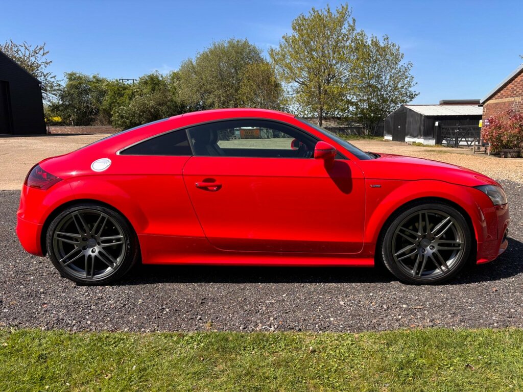 Audi TT 2.0 Tfsi Black Edition Coupe Eur Red #3