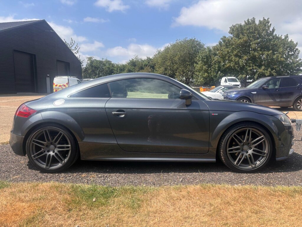 Audi TT 2.0 Tfsi Black Edition Coupe Eur  #4