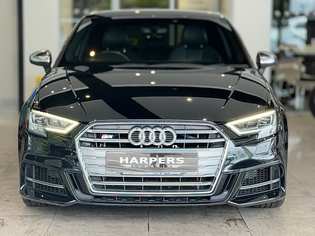 Audi S3 Tfsi Hatchback 2.0 Black #2