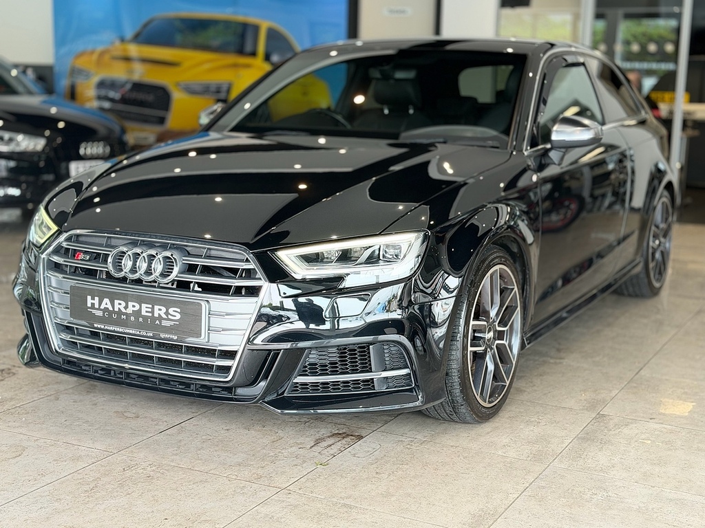 Audi S3 Tfsi Hatchback 2.0 Black #3