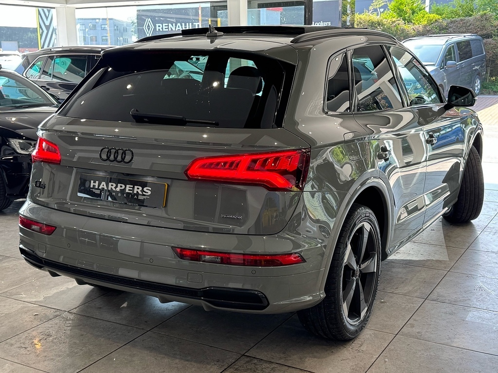 Audi Q5 2.0 Tdi 40 Black Edition Suv S Tronic Q Grey #2