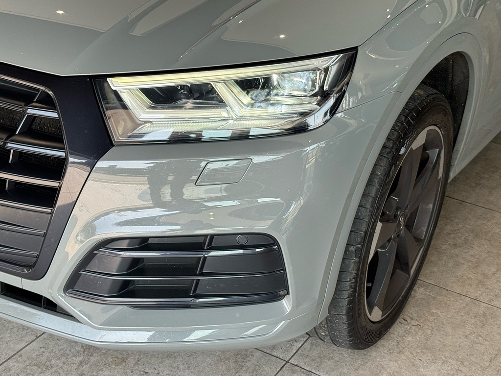 Audi Q5 2.0 Tdi 40 Black Edition Suv S Tronic Q Grey #4