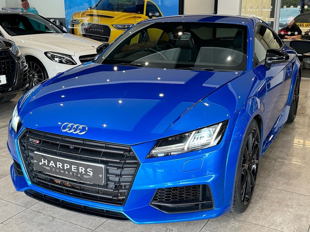 Audi TTS Coupe 2.0 Tfsi Black Edition - Technology Package Black #11