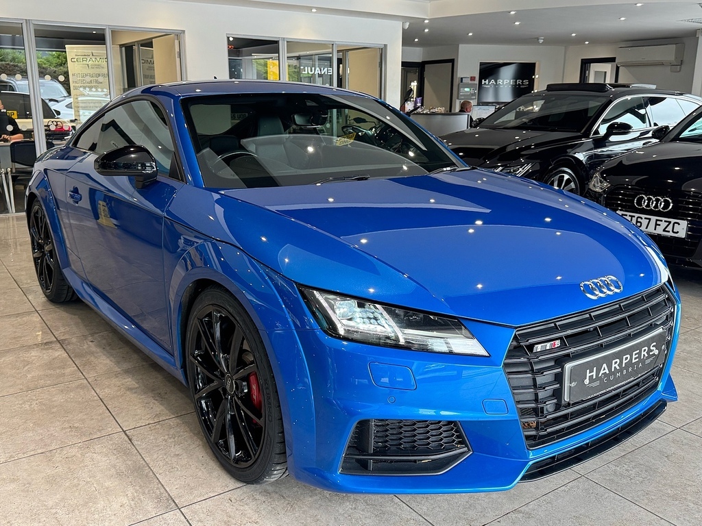 Audi TTS Coupe 2.0 Tfsi Black Edition - Technology Package Black #9