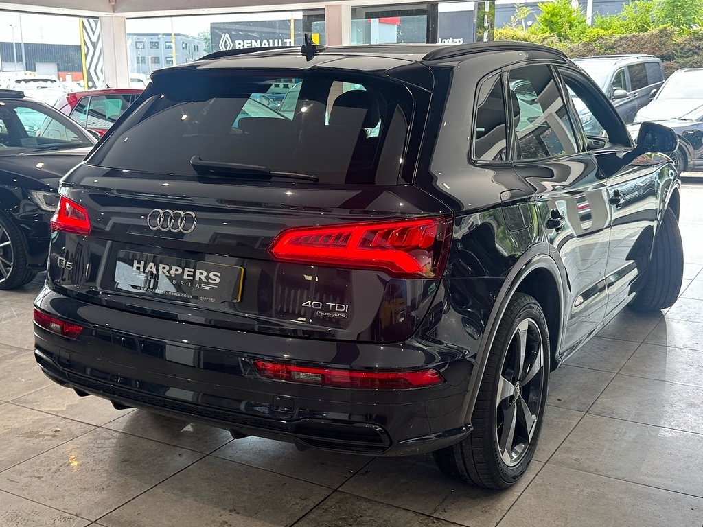 Audi Q5 2.0 Tdi 40 Black Edition Suv S Tronic Q Blue #2