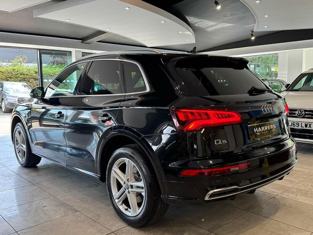Audi Q5 2.0 Tdi 40 S Line Suv S Tronic Quattro Black #4