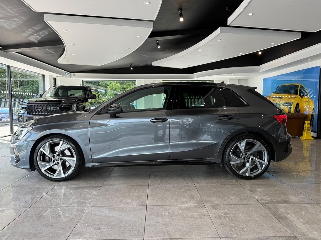 Audi S3 2.0 Tfsi Black Edition Sportback S Tron Grey #4