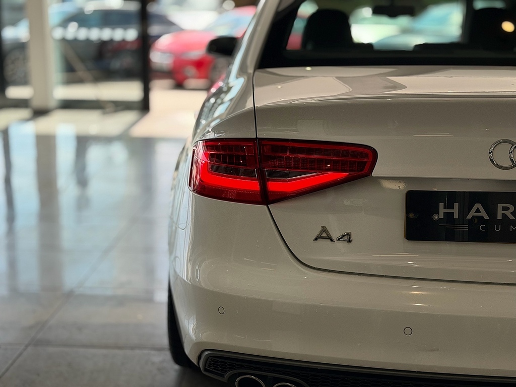 Audi A4 2013 2.0 Tdi Black Edition Saloon Manua Red #8
