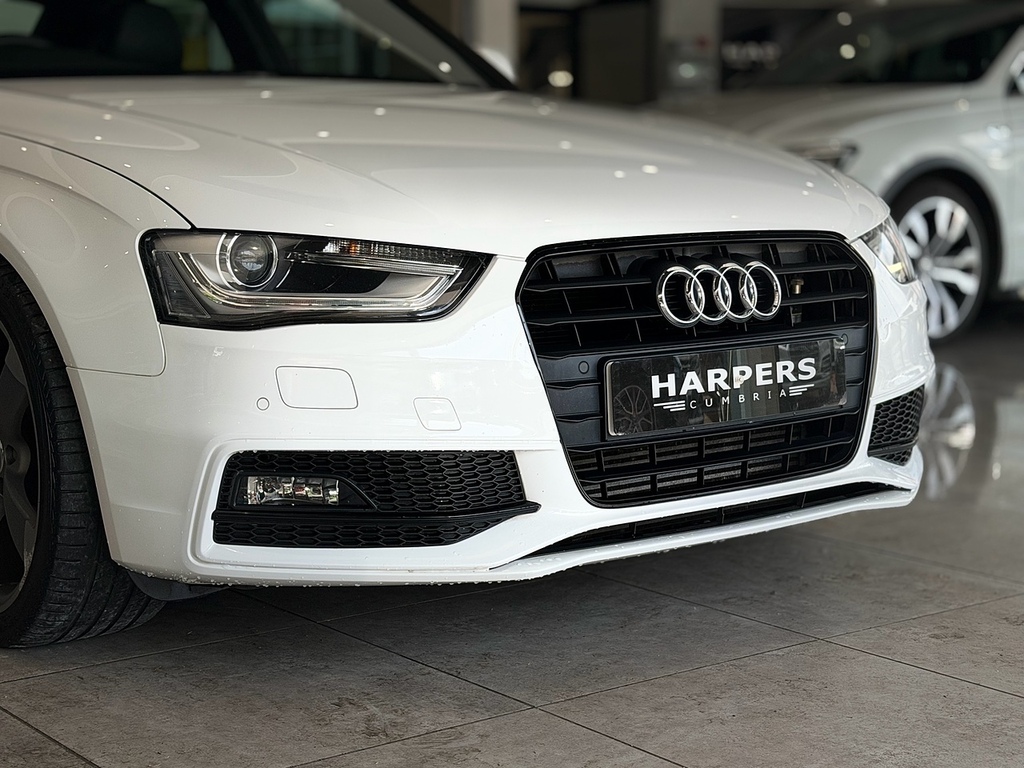Audi A4 2013 2.0 Tdi Black Edition Saloon Manua Red #13