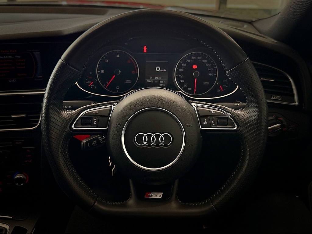Audi A4 2013 2.0 Tdi Black Edition Saloon Manua Red #21