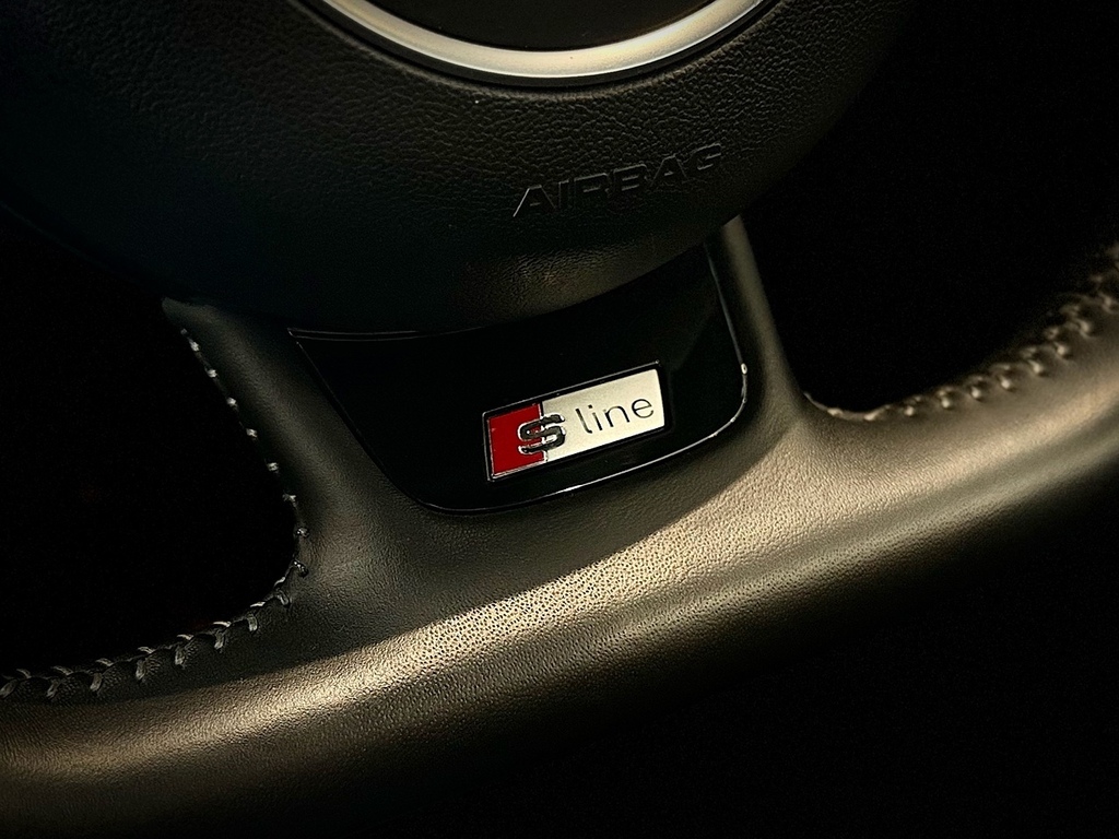 Audi A4 2013 2.0 Tdi Black Edition Saloon Manua Red #24
