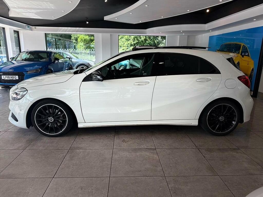 Mercedes-Benz A Class A200d Amg Line Hatchback 2.1 White #4