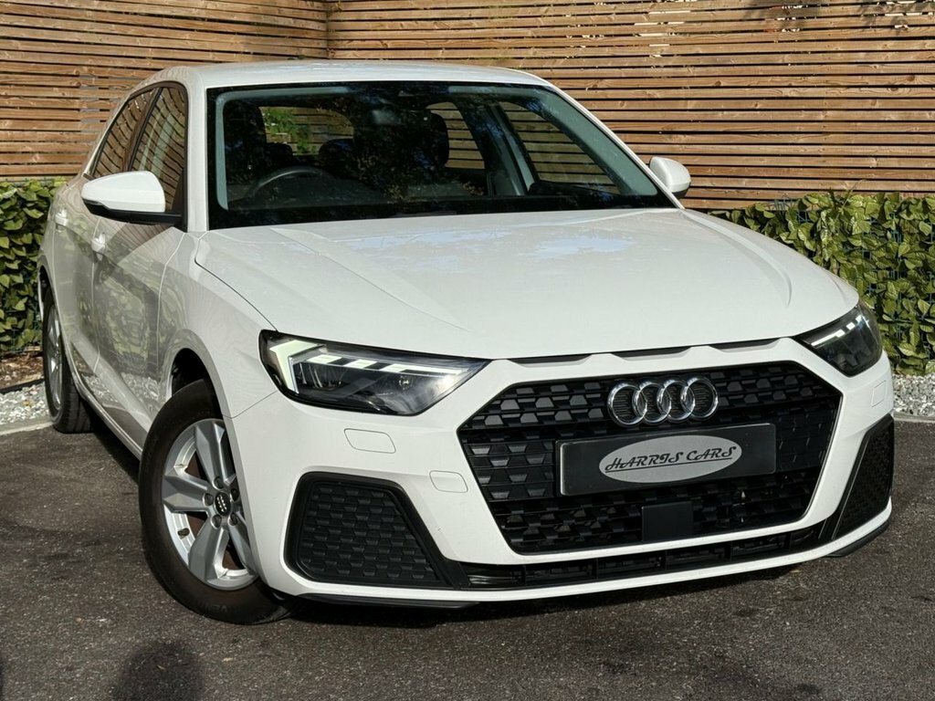 Audi A1 1L Se White #5
