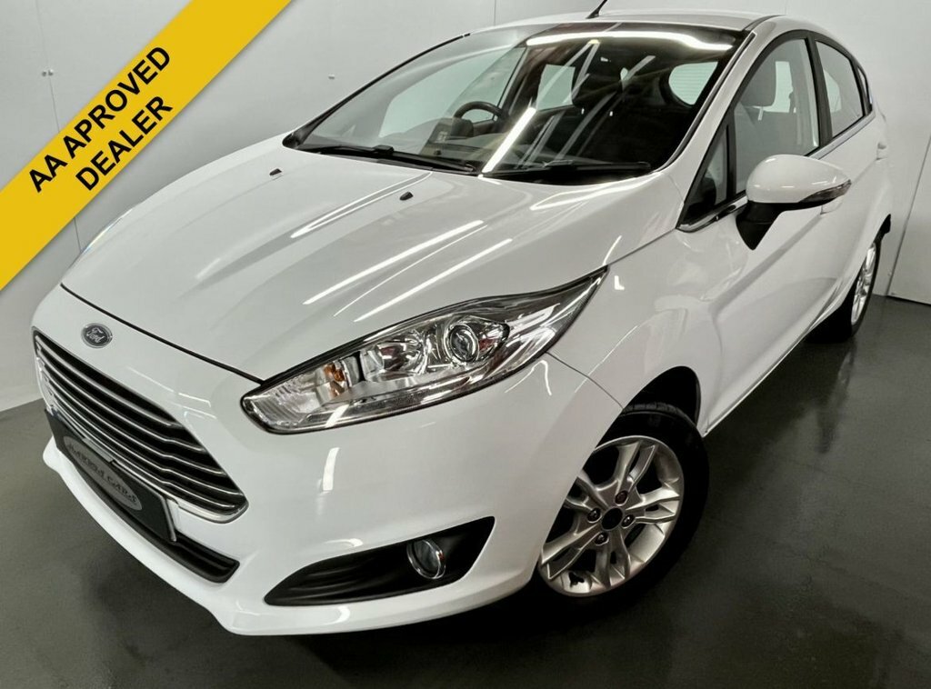Ford Fiesta 1L Zetec White