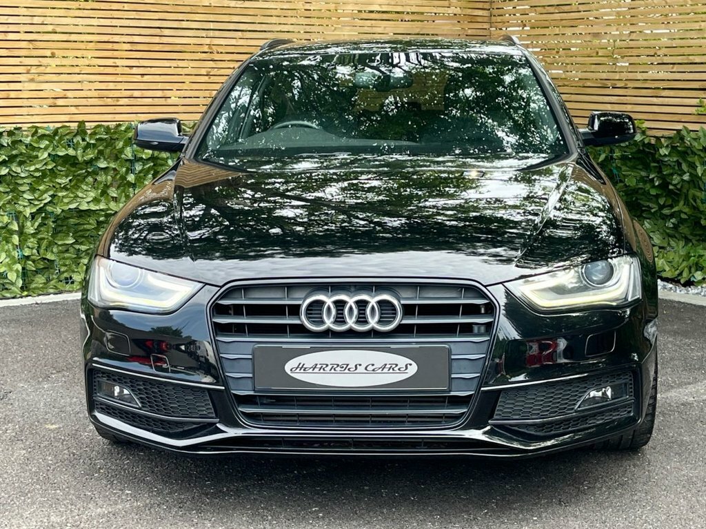 Audi A4 Avant 2L Black Edition Black #4