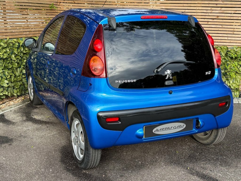 Peugeot 107 Active Purple #12