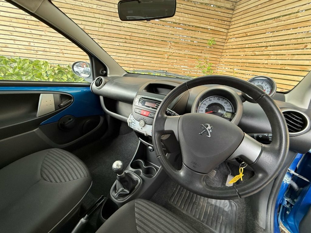 Peugeot 107 Active Purple #16