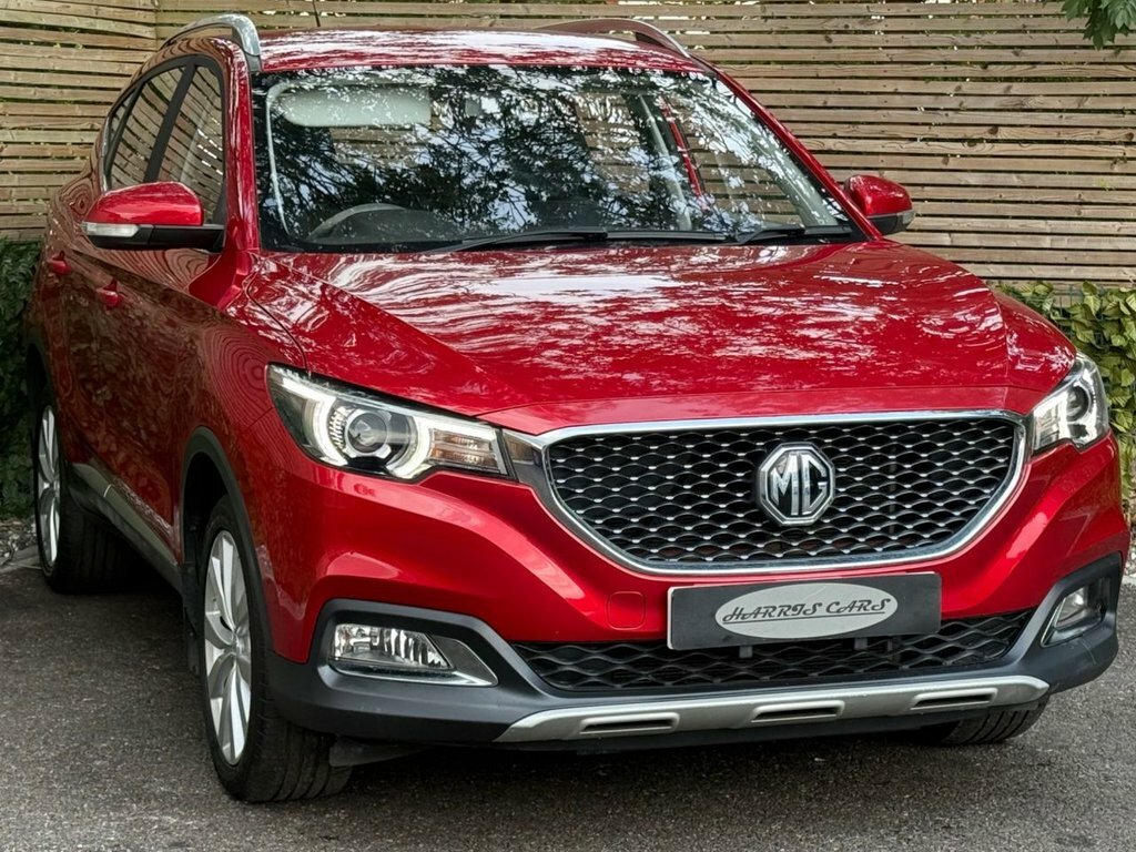 MG ZS 1.5L Excite Red #5