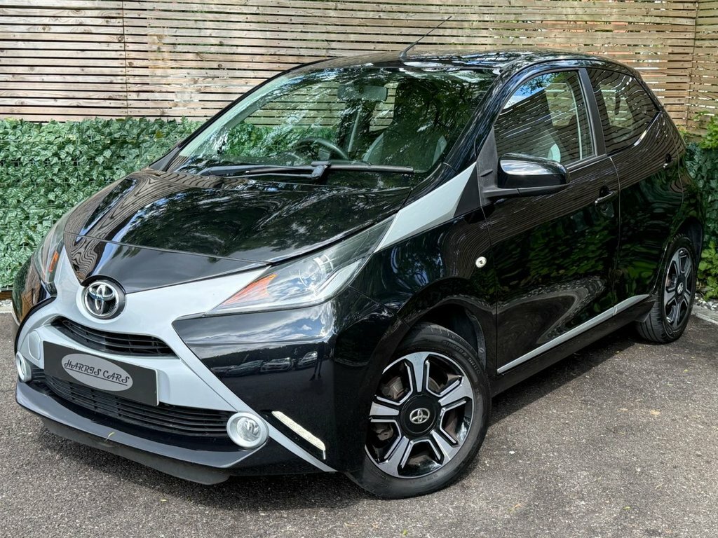 Toyota Aygo 1L X-clusiv Black #3