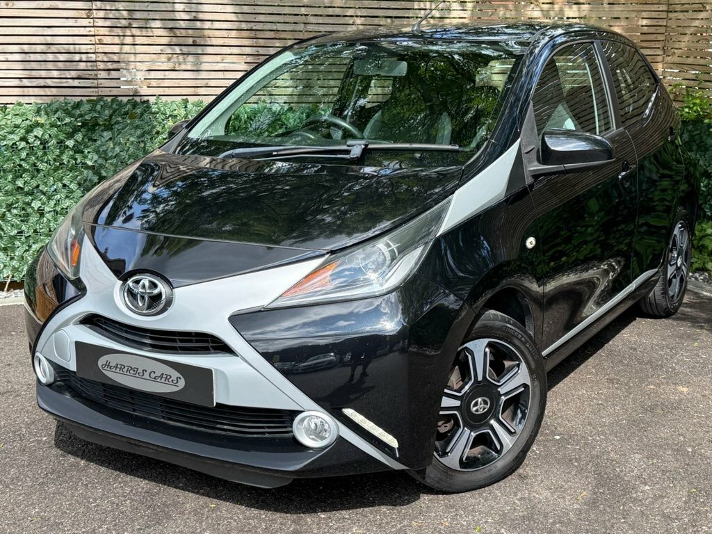 Toyota Aygo 1L X-clusiv Black #4