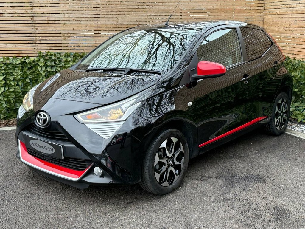 Toyota Aygo 1L X-trend Black #5