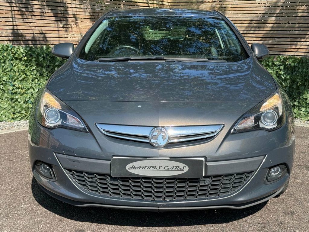Vauxhall Astra GTC Gtc Limited Edition White #13