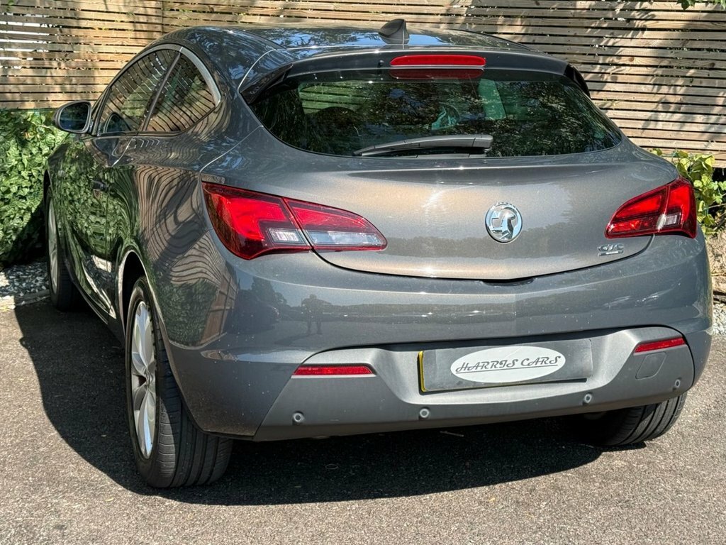 Vauxhall Astra GTC Gtc Limited Edition White #17