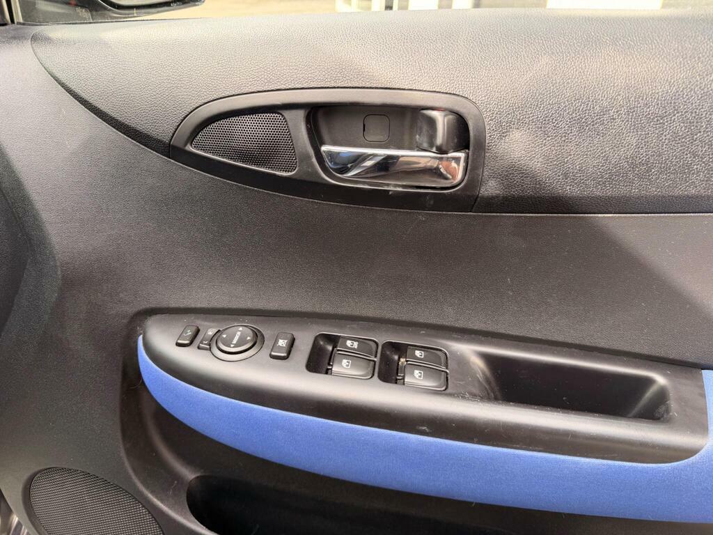 Hyundai I20 1.2 Comfort Hatchback Euro 4 77 Blue #25