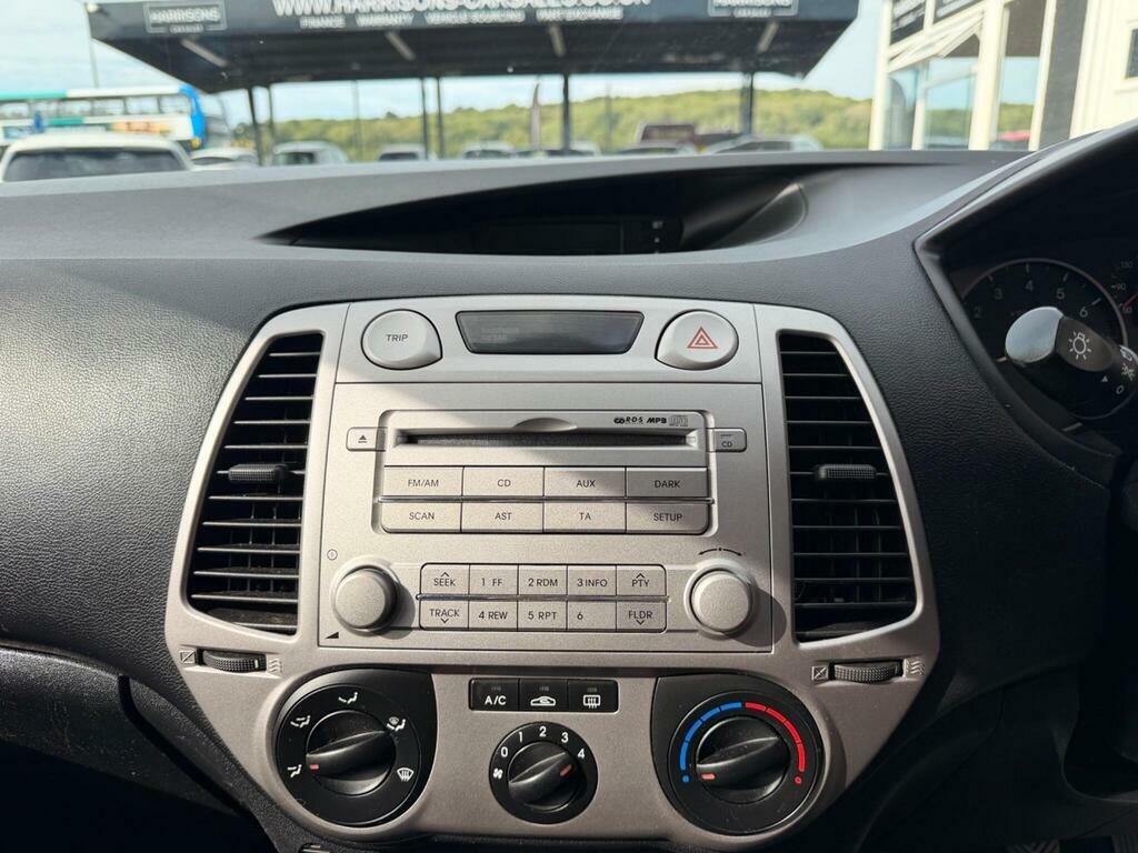 Hyundai I20 1.2 Comfort Hatchback Euro 4 77 Blue #20