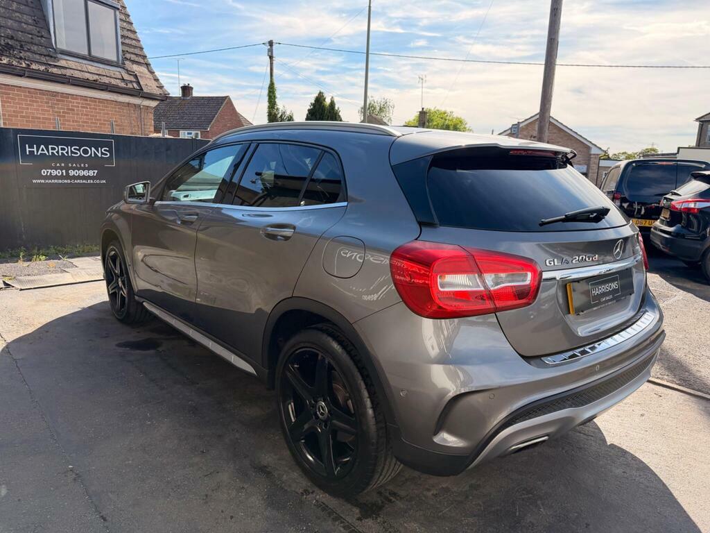 Mercedes-Benz GLA Class 200D Sport Suv 7G-dct Euro 6 Ss 136 Blue #4