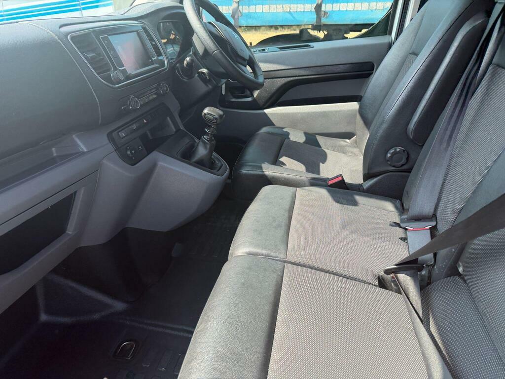 Peugeot Expert E 1000 50Kwh Professional Compact Panel Van S Grey #9