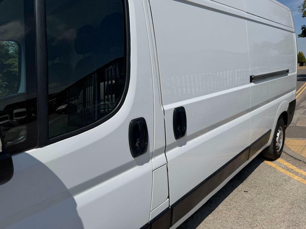 Peugeot Boxer  Blue #9