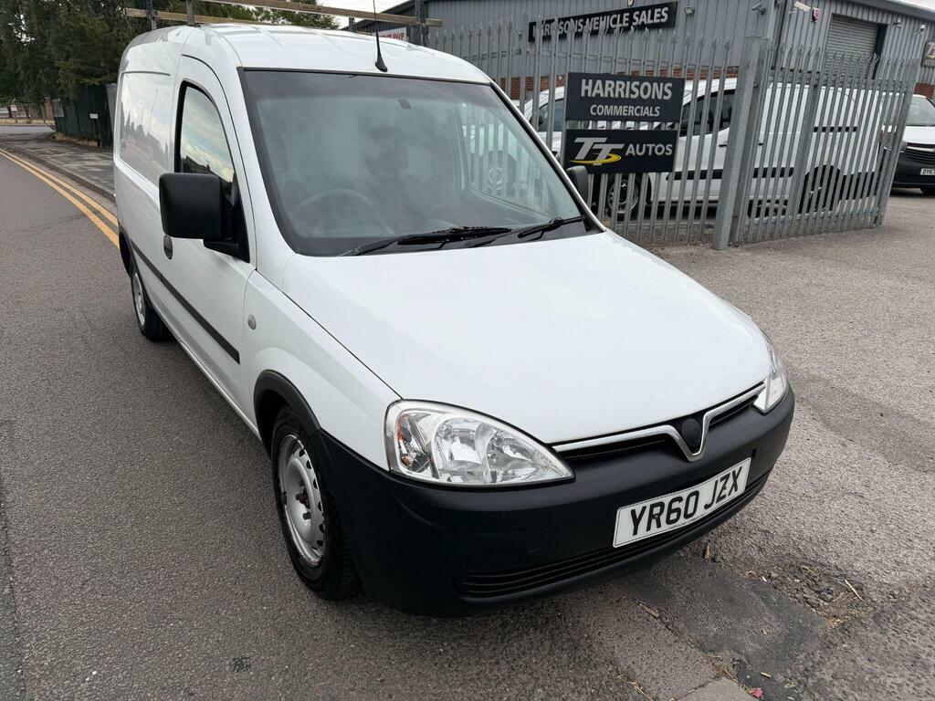 Vauxhall Combo 1.3 Cdti 1700 16V White #2