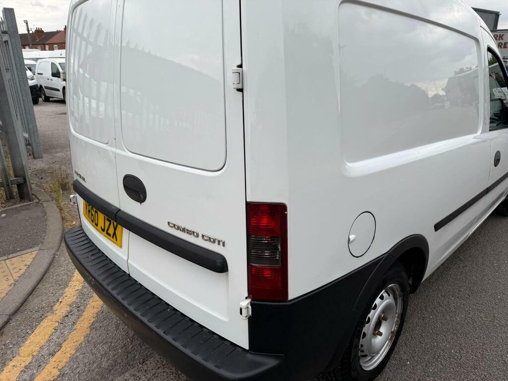 Vauxhall Combo 1.3 2000 Cdti 16V Crew Van Fwd L1 H1 White #14
