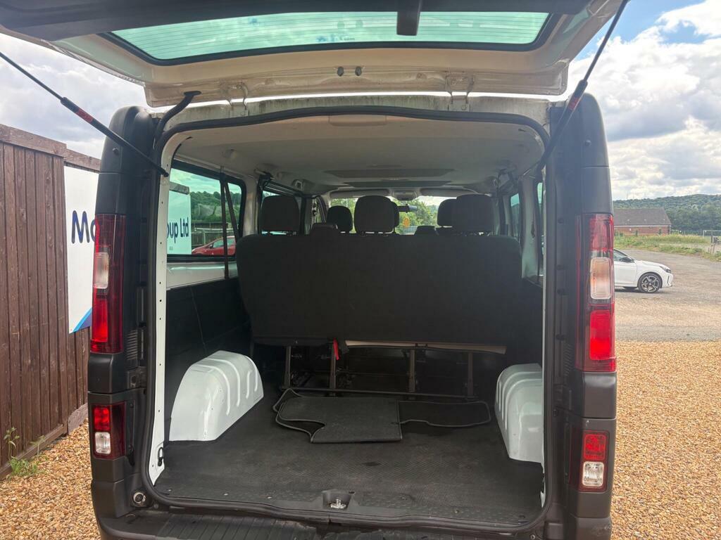 Vauxhall Vivaro Vauxhall Vivaro 3100 2.0D 120Ps Sportive H1 Dcab #13