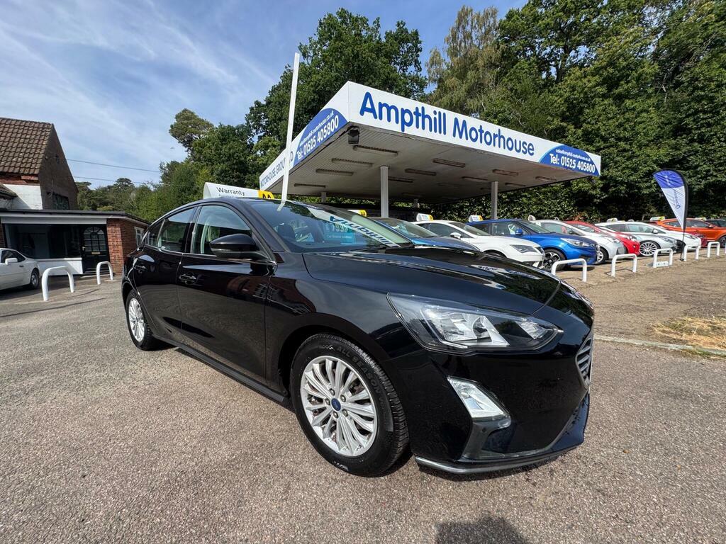 Ford Focus 1.0T Ecoboost Titanium Euro 6 S S Black