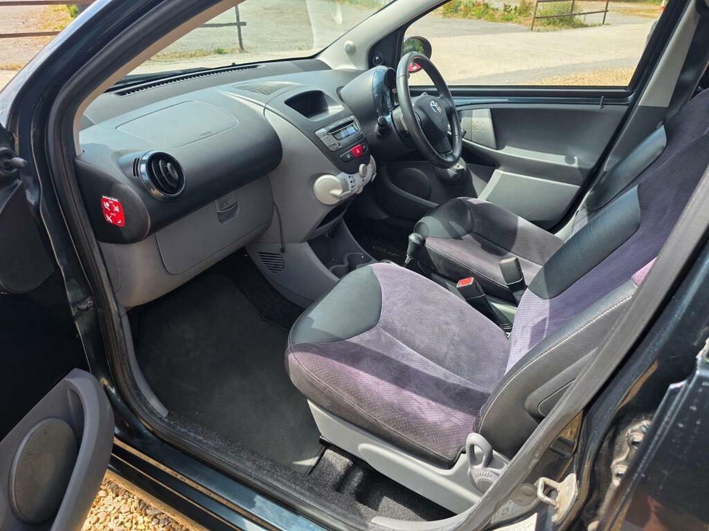 Toyota Aygo 1.0 Vvt-i Fire Hatchback Black #10