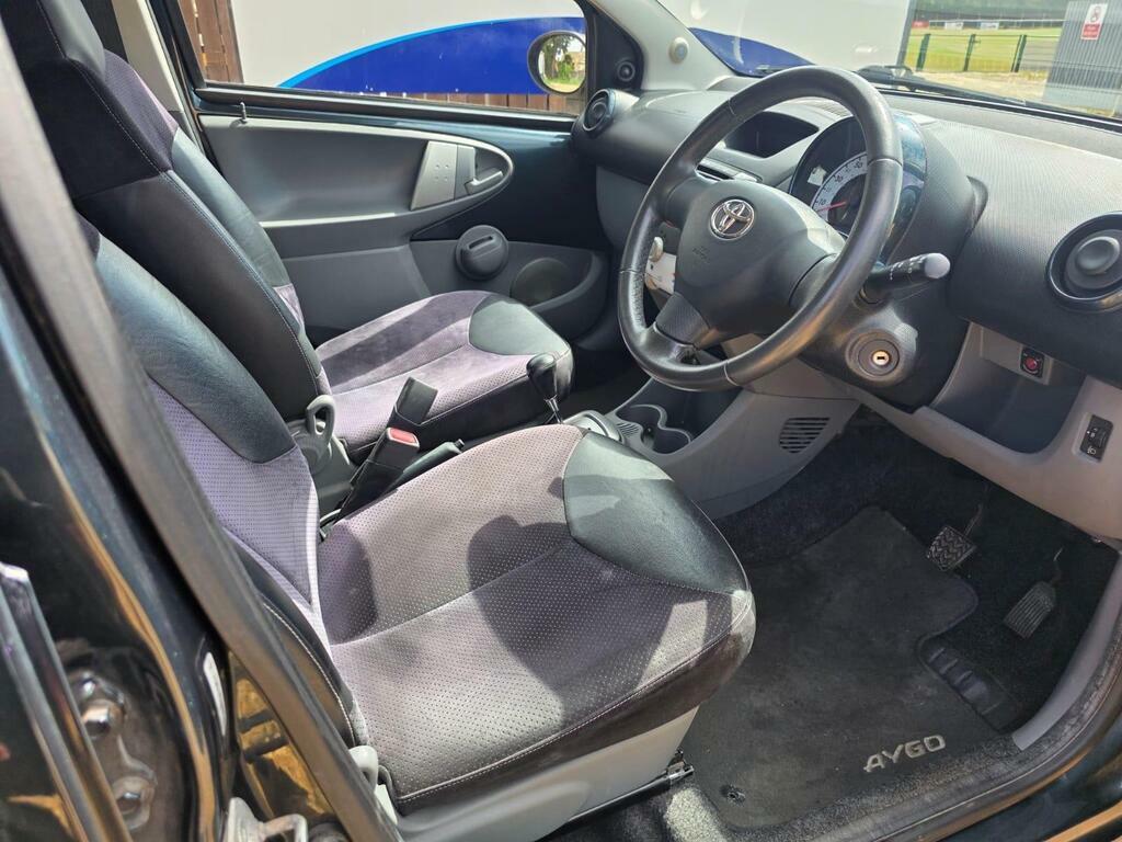 Toyota Aygo 1.0 Vvt-i Fire Hatchback Black #19