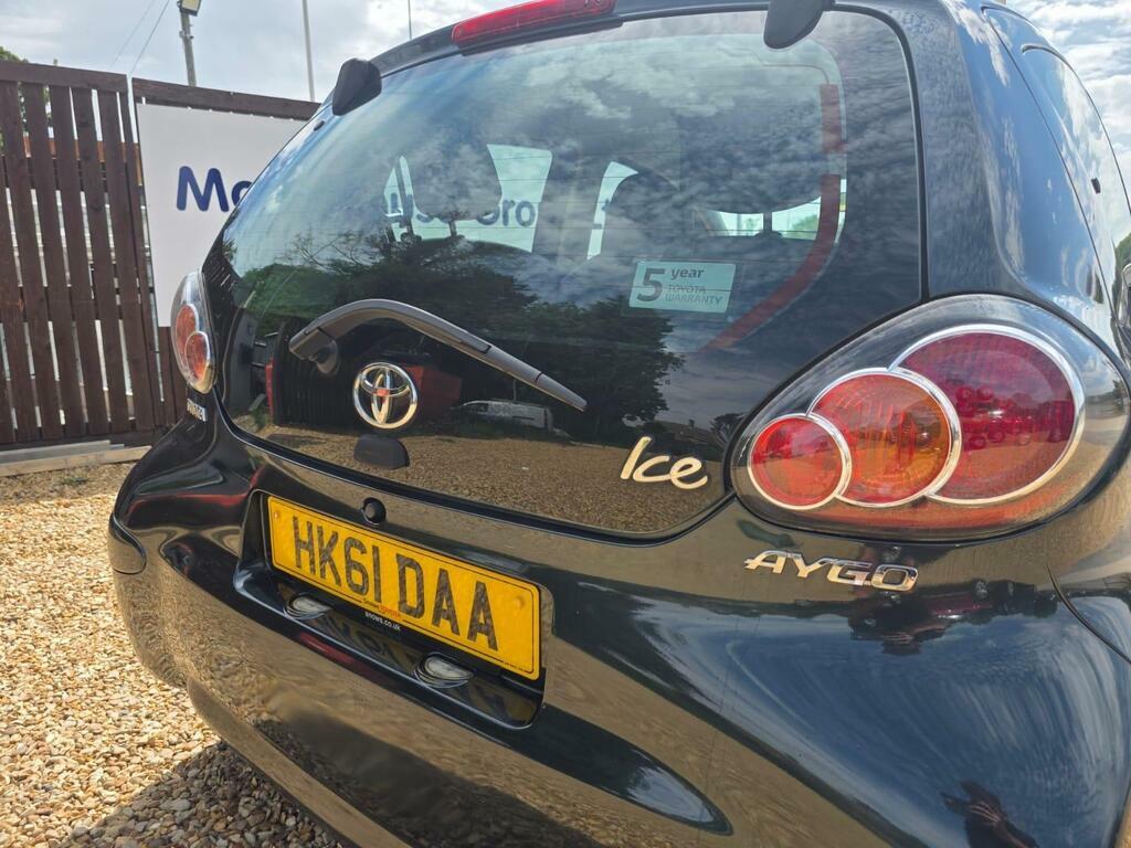Toyota Aygo 1.0 Vvt-i Ice Multimode Euro 5 Green #4