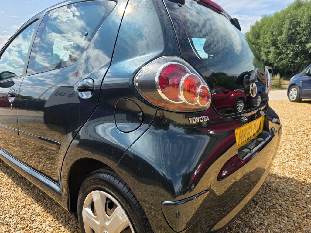 Toyota Aygo 1.0 Vvt-i Fire Hatchback Black #11