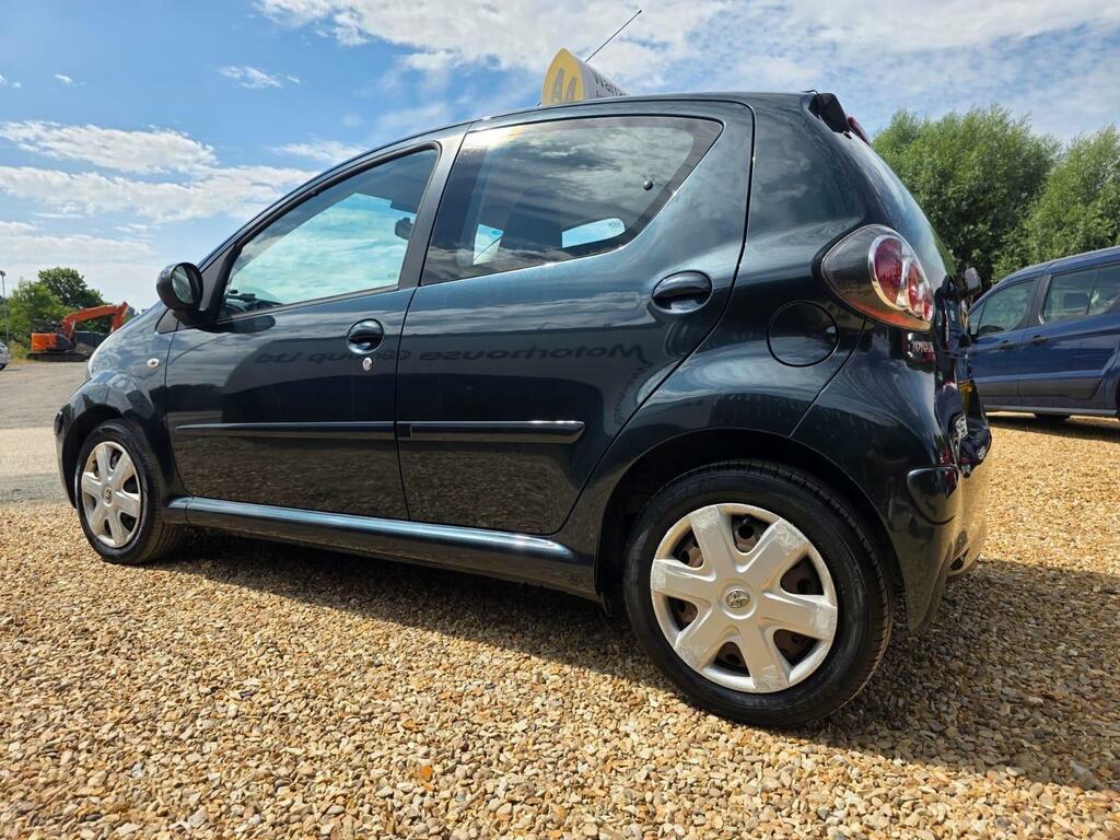 Toyota Aygo 1.0 Vvt-i Ice Multimode Euro 5 Green #6