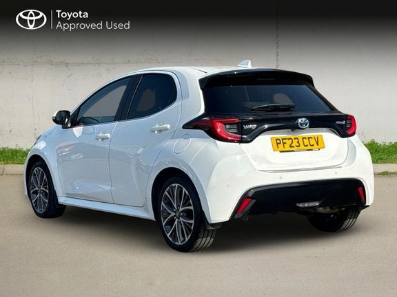 Toyota Yaris Excel PF23CCV White #4