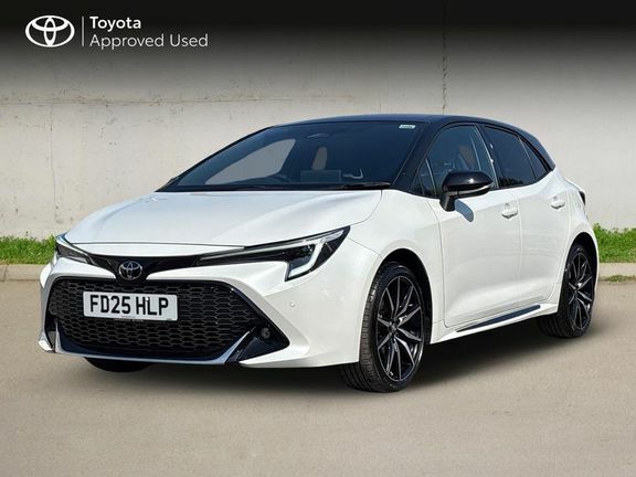 Toyota Corolla Gr Sport 1.8 Hb Bi-tone FD25HLP White #3