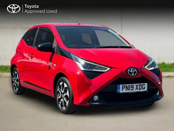 Toyota Aygo X X-trend M Red
