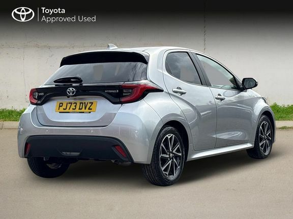 Toyota Yaris Design PJ73DVZ Silver #2